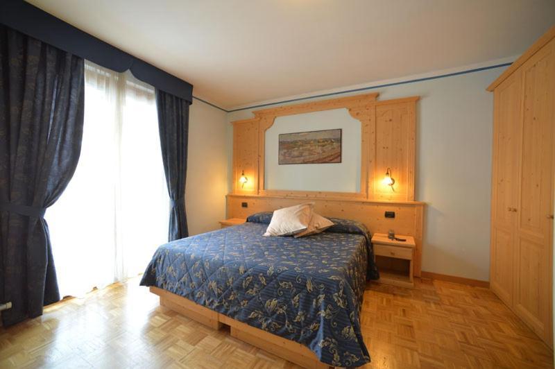 Hotel Canada Пінцоло Екстер'єр фото